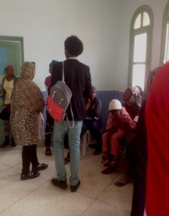 عشرات المغاربة والأفارقة يستفيدون من قافلة طبية بالناظور ‏