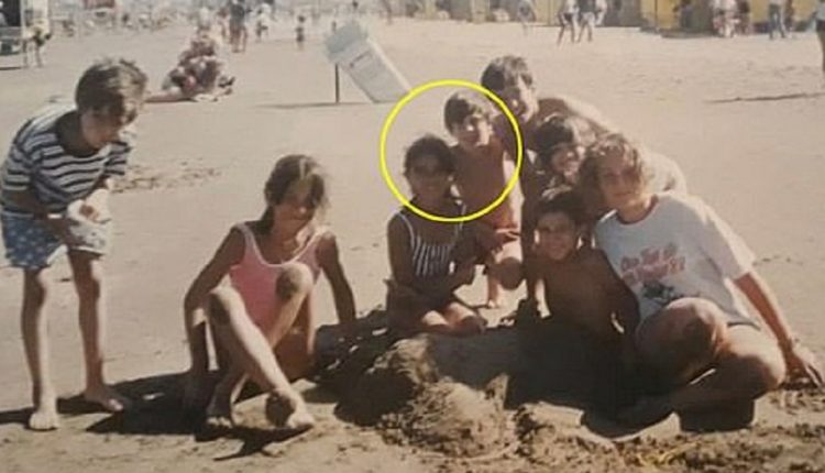 صورة لــ “ميسي” الطفل،ونجم البارصا حاليا تجتاح مواقع التواصل العالمية