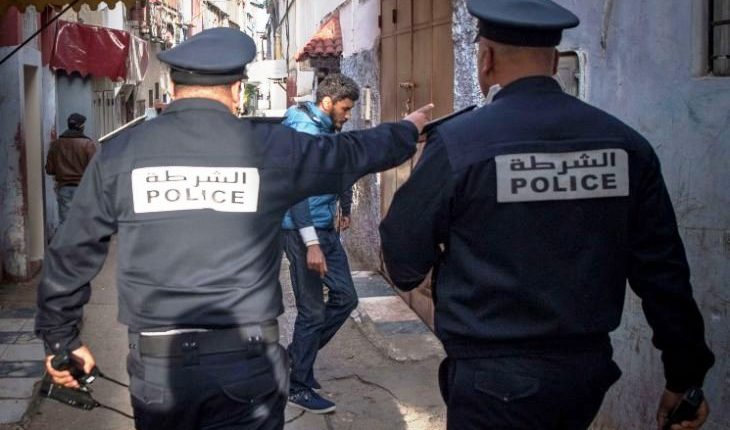 تعليمات صارمة من وزير الداخلية للرفع من درجة تطبيق إجراءات الحظر الصحي ببعض الجهات