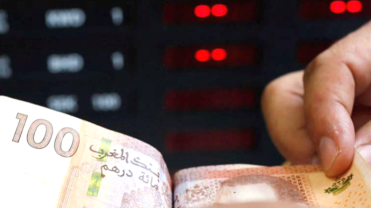 البام يسائل بنشعبون حول إمكانية انتقال عدوى “كورونا” عبر الأوراق المالية والقطع النقدية
