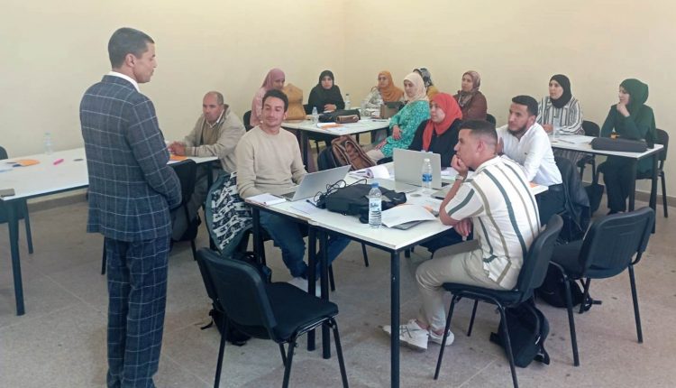 إشادة بالاجواء المتميزة للدورة التكوينية المنظمة حول اعداديات الريادة بالحوز (14)