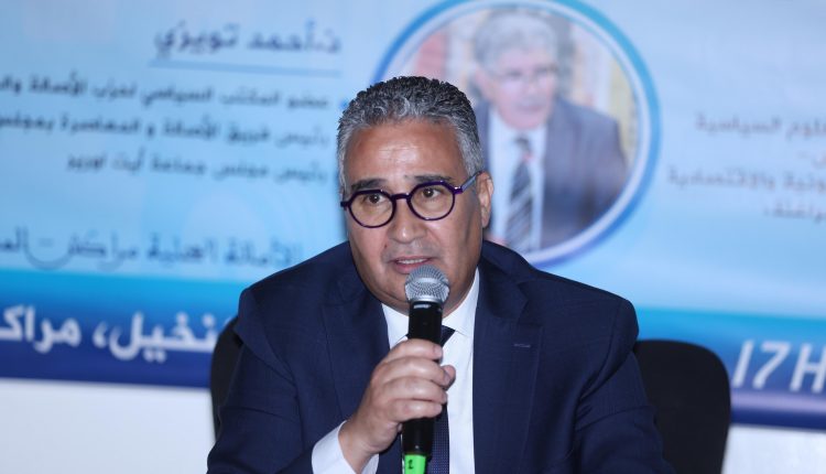 حزب الأصالة والمعاصرة يضع بمراكش يضع سياسية القرب تحت المجهر (14)