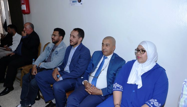حزب الأصالة والمعاصرة يضع بمراكش يضع سياسية القرب تحت المجهر (23)