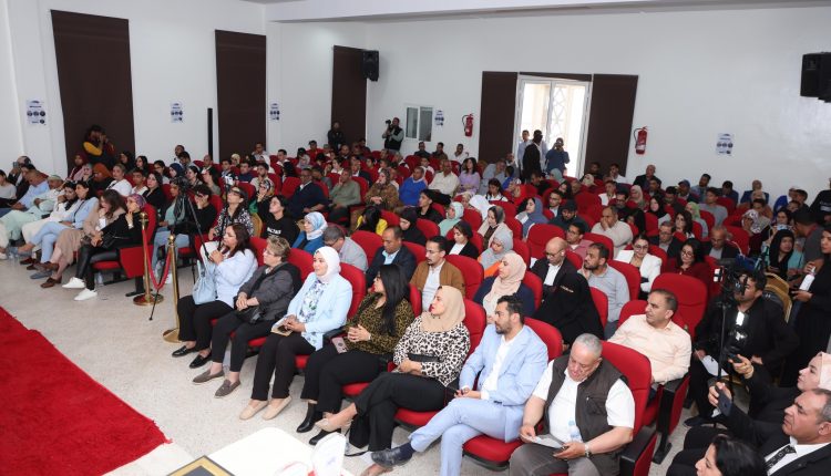 حزب الأصالة والمعاصرة يضع بمراكش يضع سياسية القرب تحت المجهر (24)