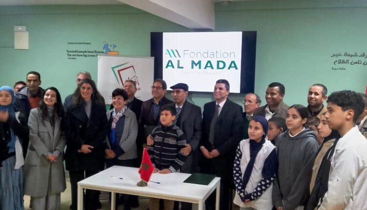 عامل إقليم الحوز يترأس حفل افتتاح مكتبة متميزة بإعدادية رائدة في تاحناوت (1)