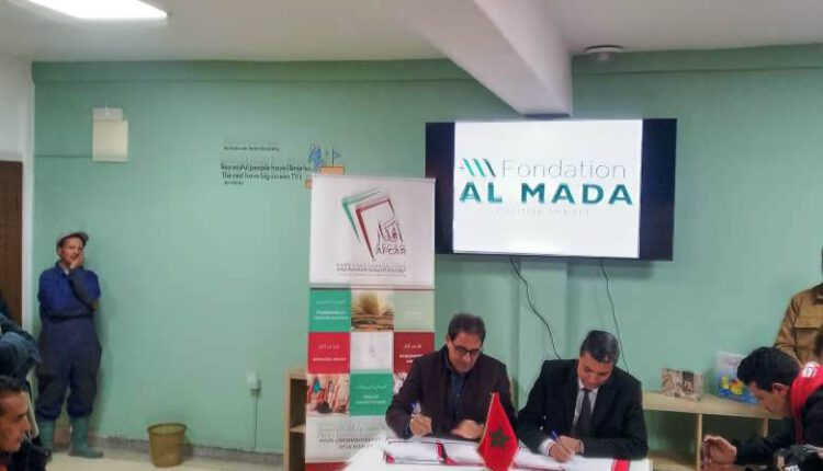 عامل إقليم الحوز يترأس حفل افتتاح مكتبة متميزة بإعدادية رائدة في تاحناوت (2)